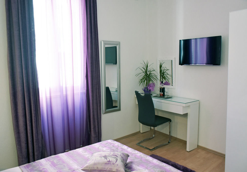 Kuzma Rooms And Apartments Split Exterior foto